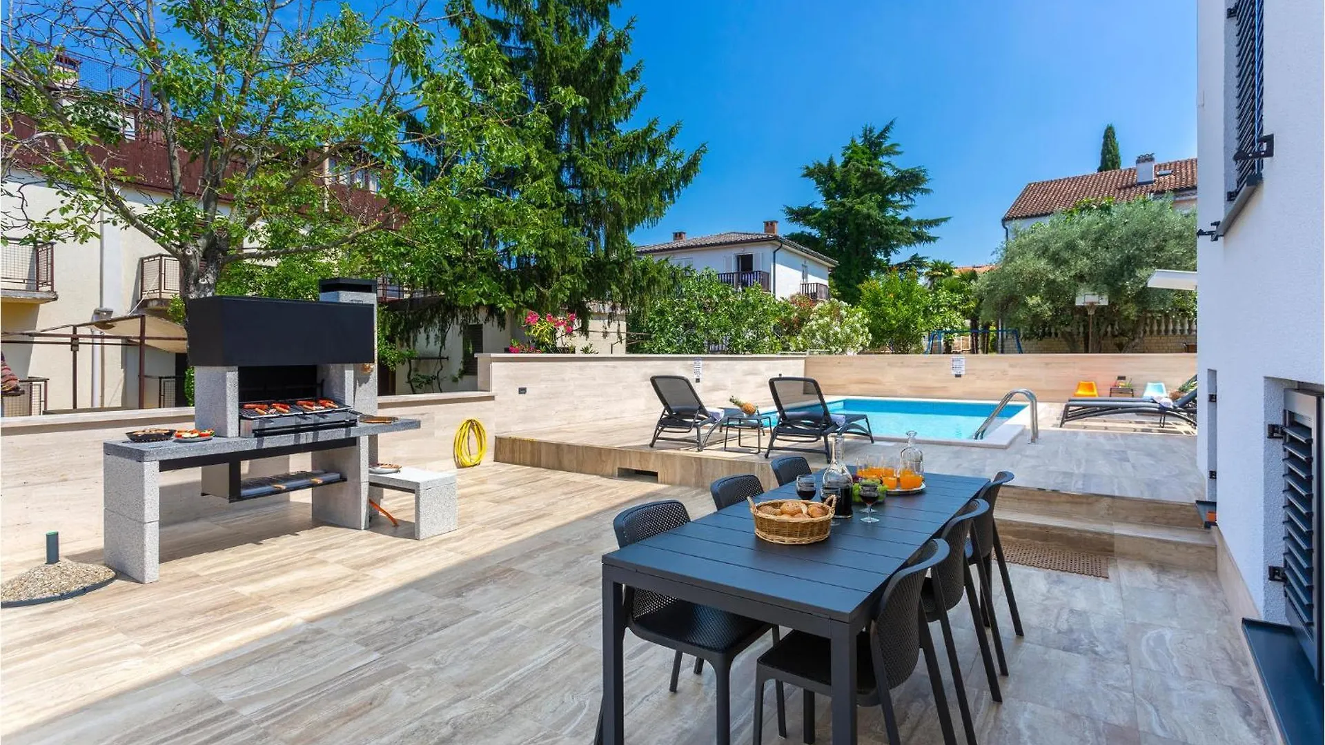 Beautiful Apartment In Malinska With Kitchen Croatia